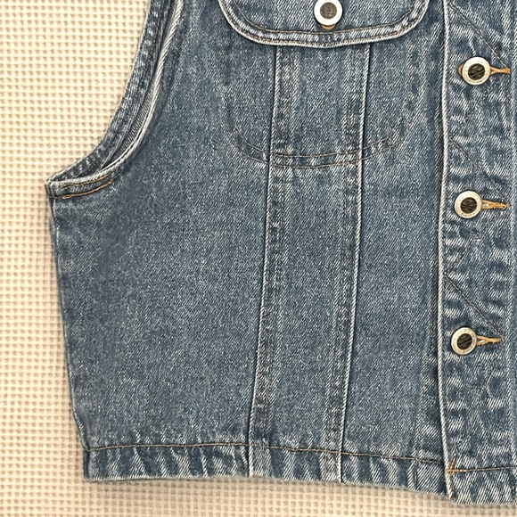 Vintage 90s Denim Vest - Picture 4 of 11